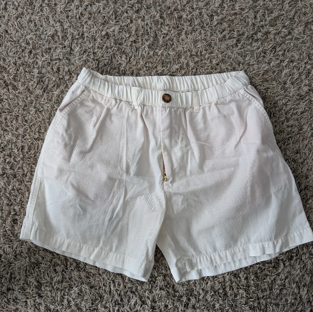 Chubbies Men's Off White With Secret USA Pocket - Size Large - Picture 1 of 4